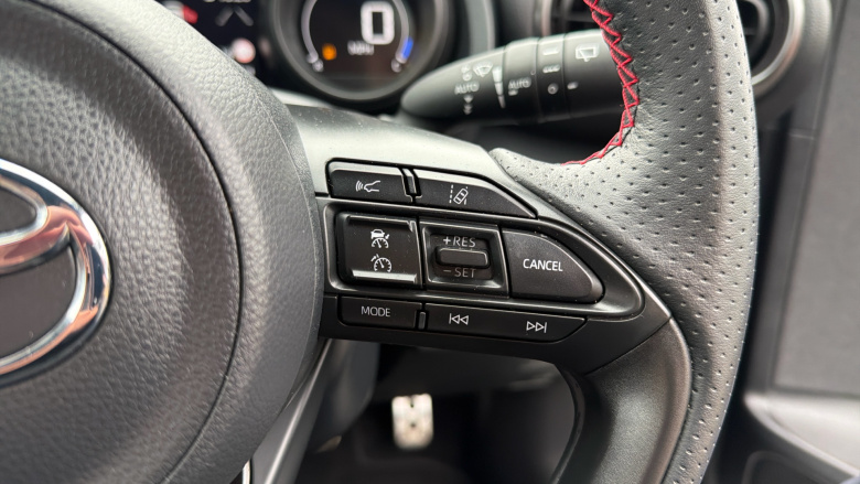 Toyota Yaris 1.5 Hybrid GR Sport 5dr CVT Hybrid Hatchback